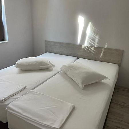 Къща За Гости “Недев” Tsarevo Luaran gambar